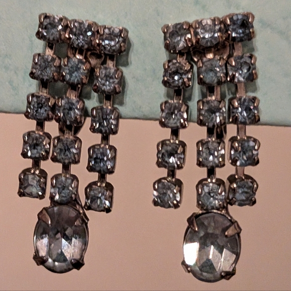 Elegant Vintage Blue Rhinestone Silver Tone Screw On Dangle Earrings - Picture 4 of 7